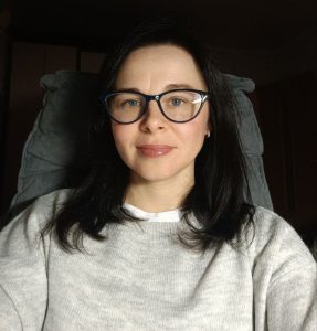 Svetlana Kostenko: Practicing Psychologist  Svetlana Kostenko is a practicing psychologist who works with clients in both individual and group settings. She utilizes an integrative approach in her practice, providing comprehensive support on the path to self-discovery.